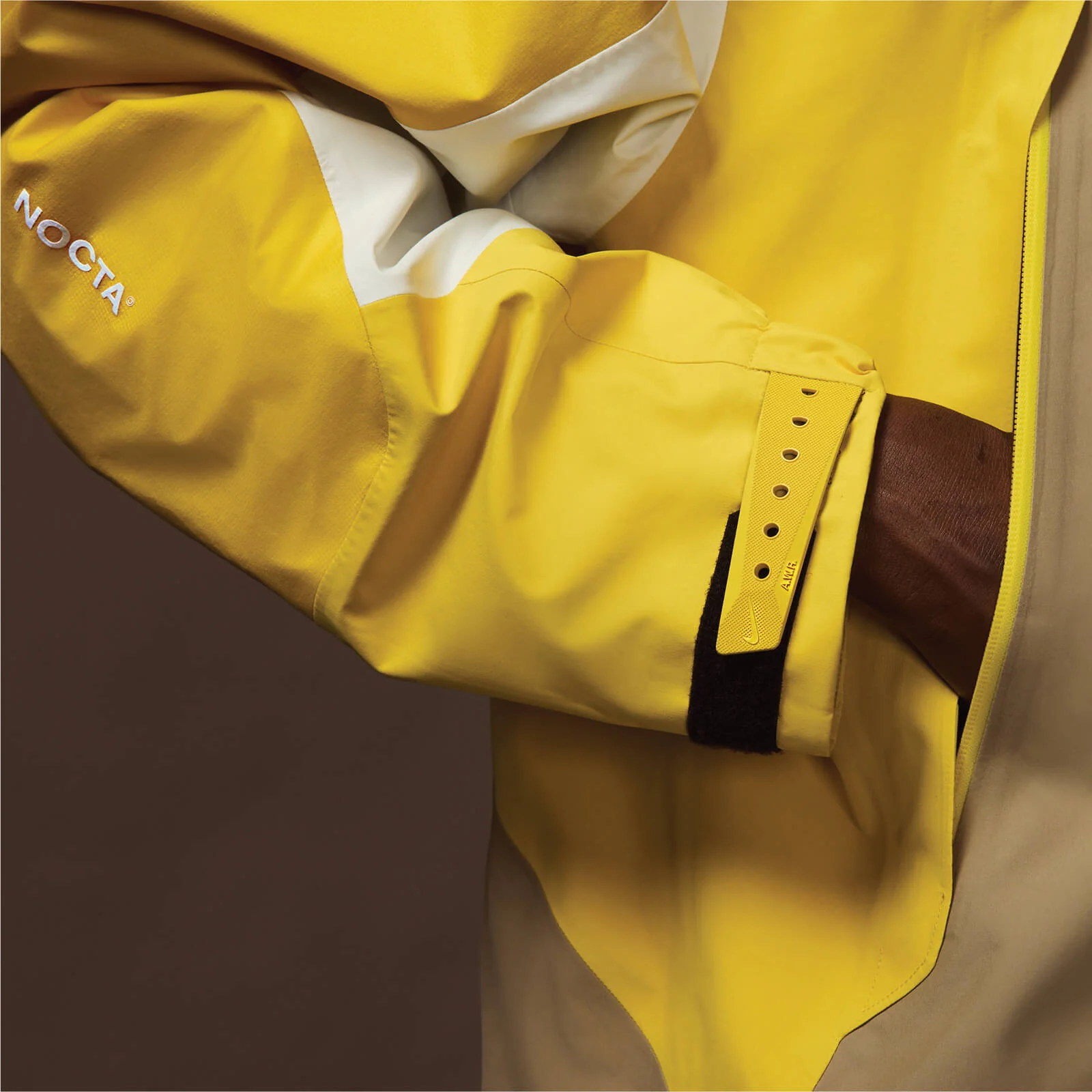 Bala Tech Jacket - Image 12