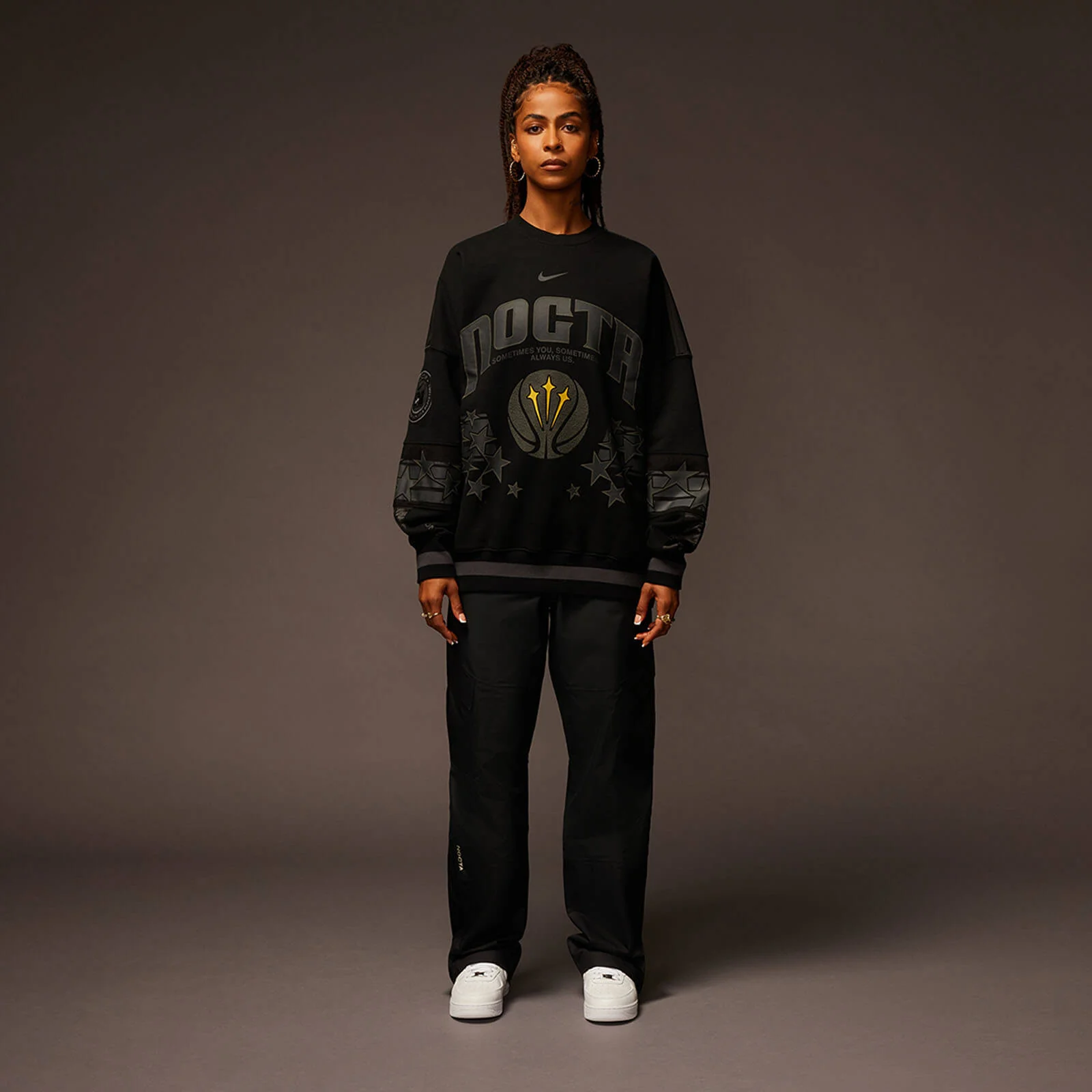 Champion League Crewneck - Image 5