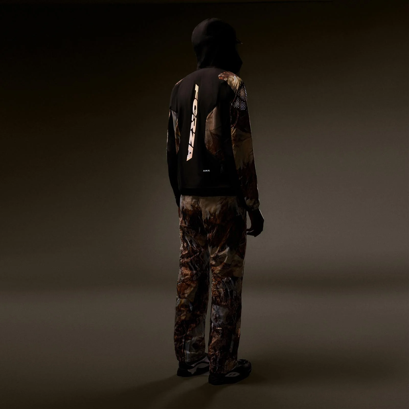 Mountain View Pullover - Image 11