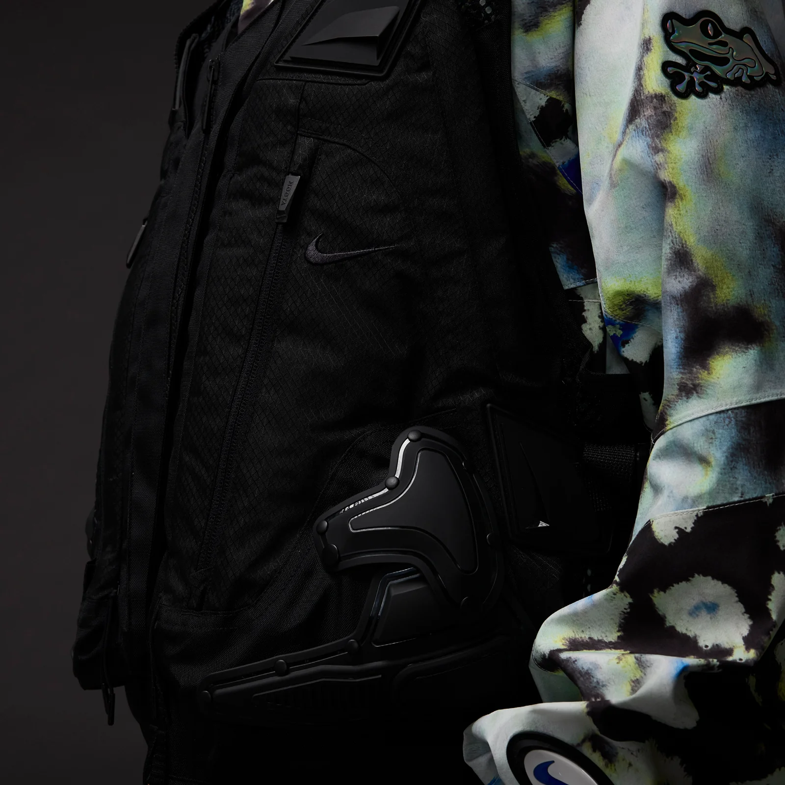 Tito Neeks Modular Vest - Image 8